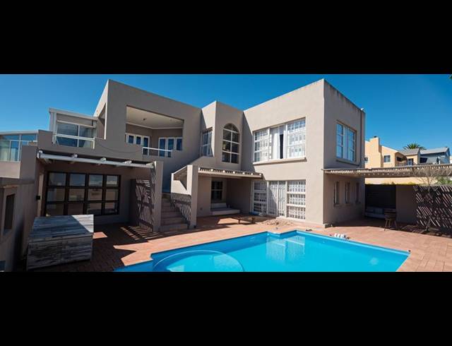 8 BEDROOM HOUSE FOR SALE IN MIDDEDORP